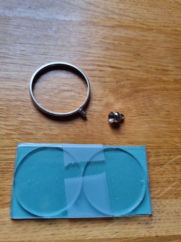 Silver coloured round hinged - silver,
