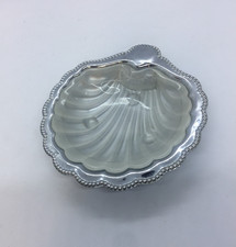 Silver Plated Clamshell Shaped 13cm Caviar Dish Or Butter Dish With Glass Liner