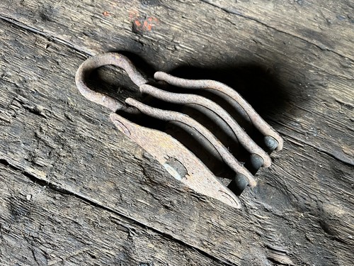 Vintage three pulley block - three,