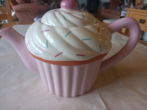 Teapot cup cake shape - teapot, by