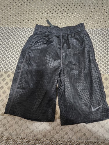 Nike black geometric patterned - geometric,