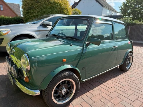 Classic mini cooper 35th - mini,