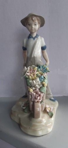 Ladro style porcelaine