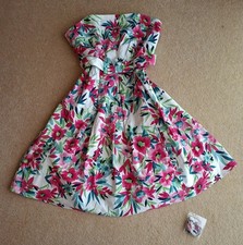 Red Herring gorgeous floral