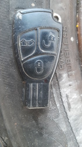 Genuine mercedes button - mercedes,