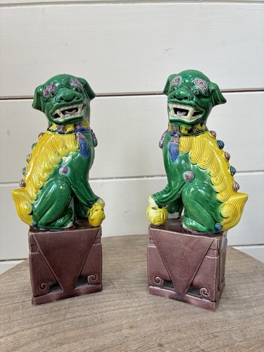 Stunning pair bright hand - stunning, of