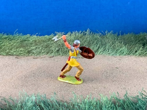 Elastolin 40mm norman figure - norman,