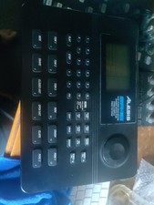 Alesis SR-16 Drum Machine with