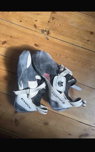 Evolv climbing shoes - climbing, size