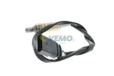 Lambda sensor before catalytic