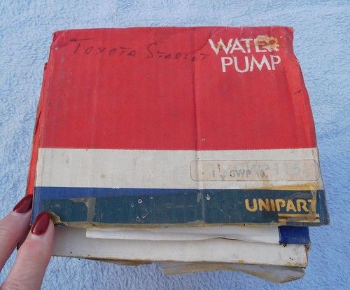 Toyota starlet water - starlet, pump