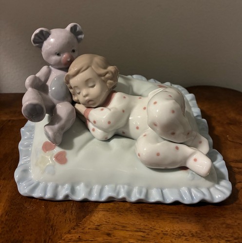 Lladro porcelain figurine - lladro,
