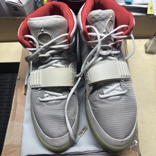 Air Yeezy 2 Pure Platinum Size