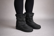 Womens Black Pull-On Ankle