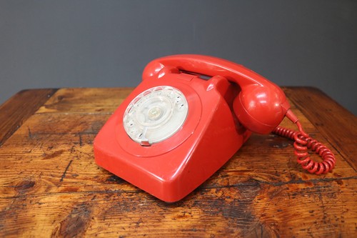 Red gpo rotary dial telephone - red,