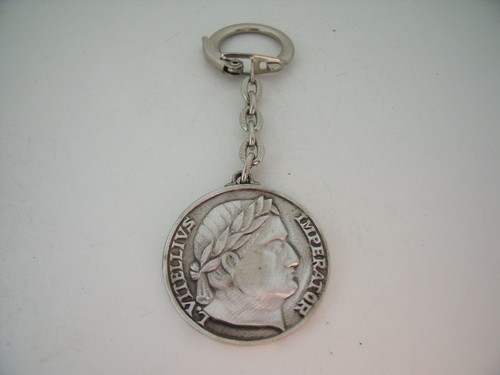 Nice beautiful key - nice/beautiful, /