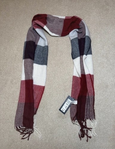 Ladies woollen scarf - m&s,