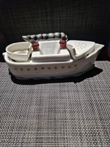 Vintage art deco ocean liner - ocean,
