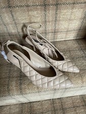 stradivarius Shoes 4. Straps