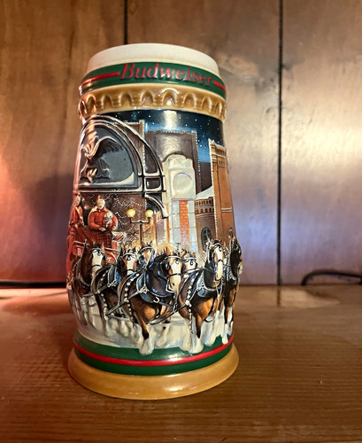 Budweiser raised relief - 3d,