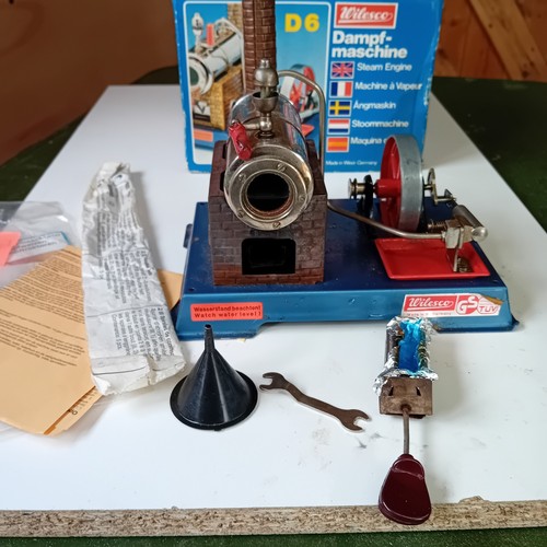 Wilesco live steam engine - steam,