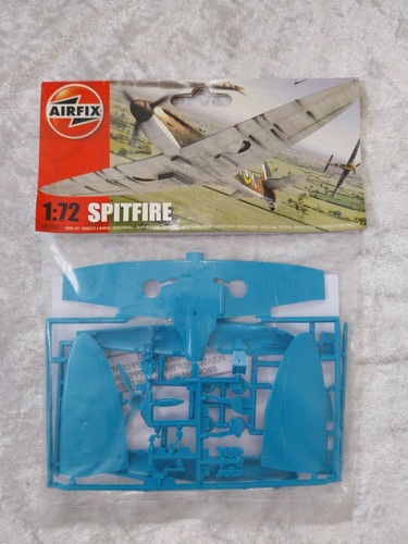 Airfix a01001 spitfire - a01001,