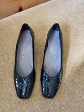 Ladies Black Crocodile Effect