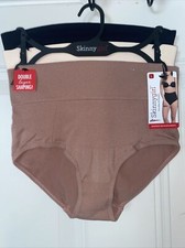 Skinnygirl Shaping Seamless Briefs Size LARGE 3  pair Style SG7074-New-AWESOME!