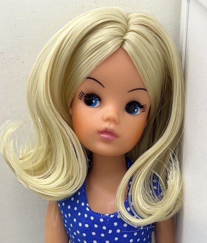 Ooak rerooted vintage - ooak, sindy