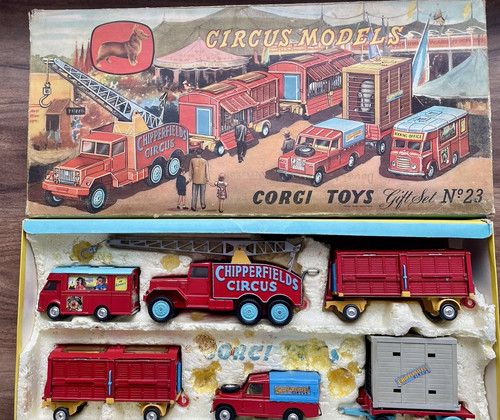 Corgi toys chipperfields - toys,