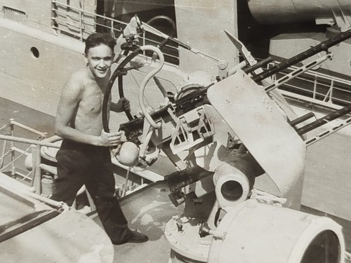 Shirtless guys trunks - guys,