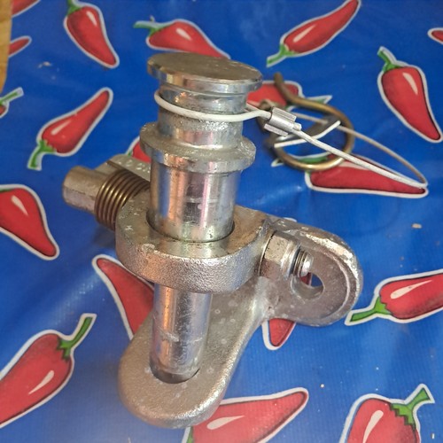 Bradley spring loaded - spring, flange