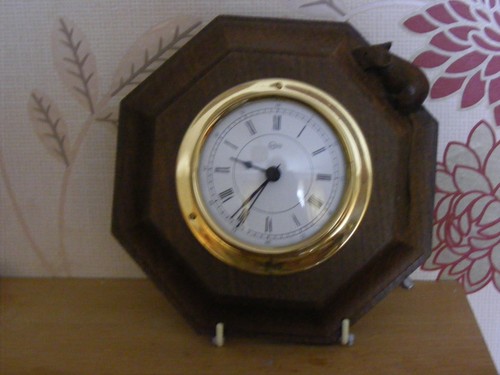 Mouseman clock oak - in,