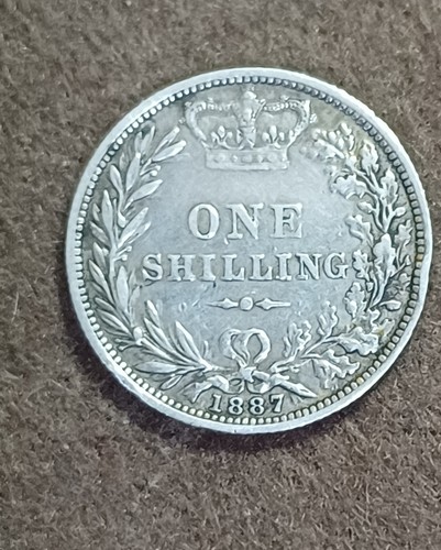 1887 victoria young head - victoria,