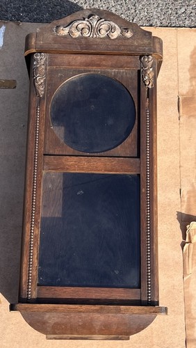 Vintage empty wall - empty, clock