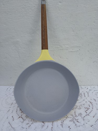 Vintage creuset cast iron - creuset,