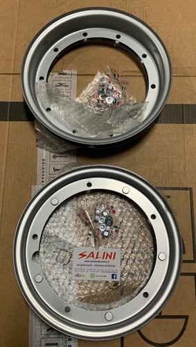 Pair front rear wheel - front,