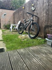 Mountain Bike Full Suspension