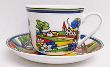 Exclusive Village Art Deco Cup