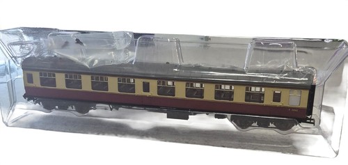 Hornby mk1 corridor - br,
