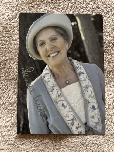 Penelope wilton downton - penelope,