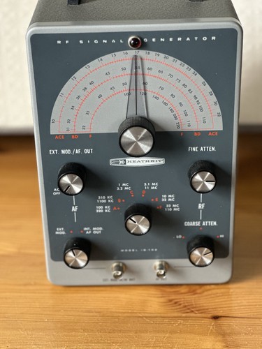 Heathkit signal generator