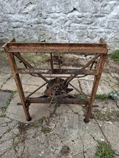 Teagle Mounted Fertilizer Spreader (Small)