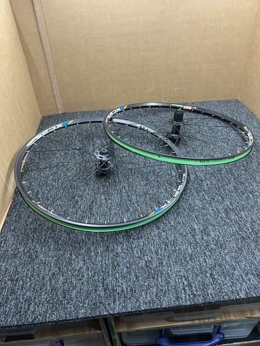 Shimano deore xt wheel - 26”,