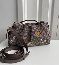 Coach Faye Shoulder Bag In