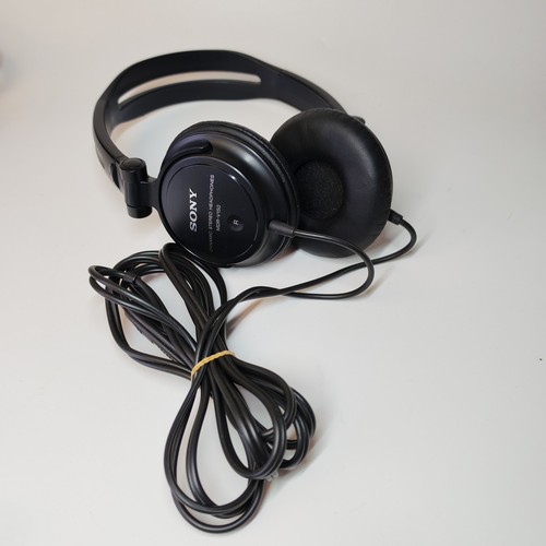 Sony wired headphones - sony, studio