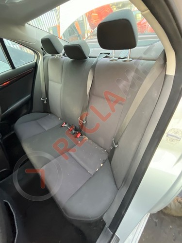 Mercedes class c220 mk3 w204 - c220,