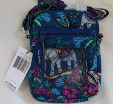 VERA BRADLEY Petite Travel
