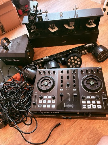 Equipment professional - dj,