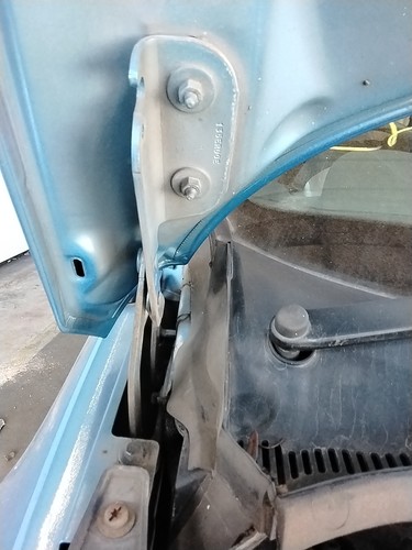 Bonnet hinge ford fiesta - hinge,